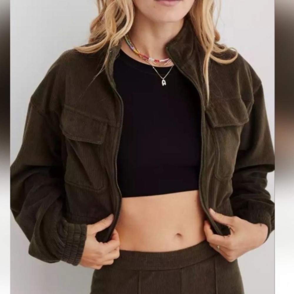 🤎 Aerie Olive Corduroy Cropped Utility Zip Jacket‎ L Casual